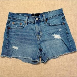 Gap Distressed Denim Shorts Size 26